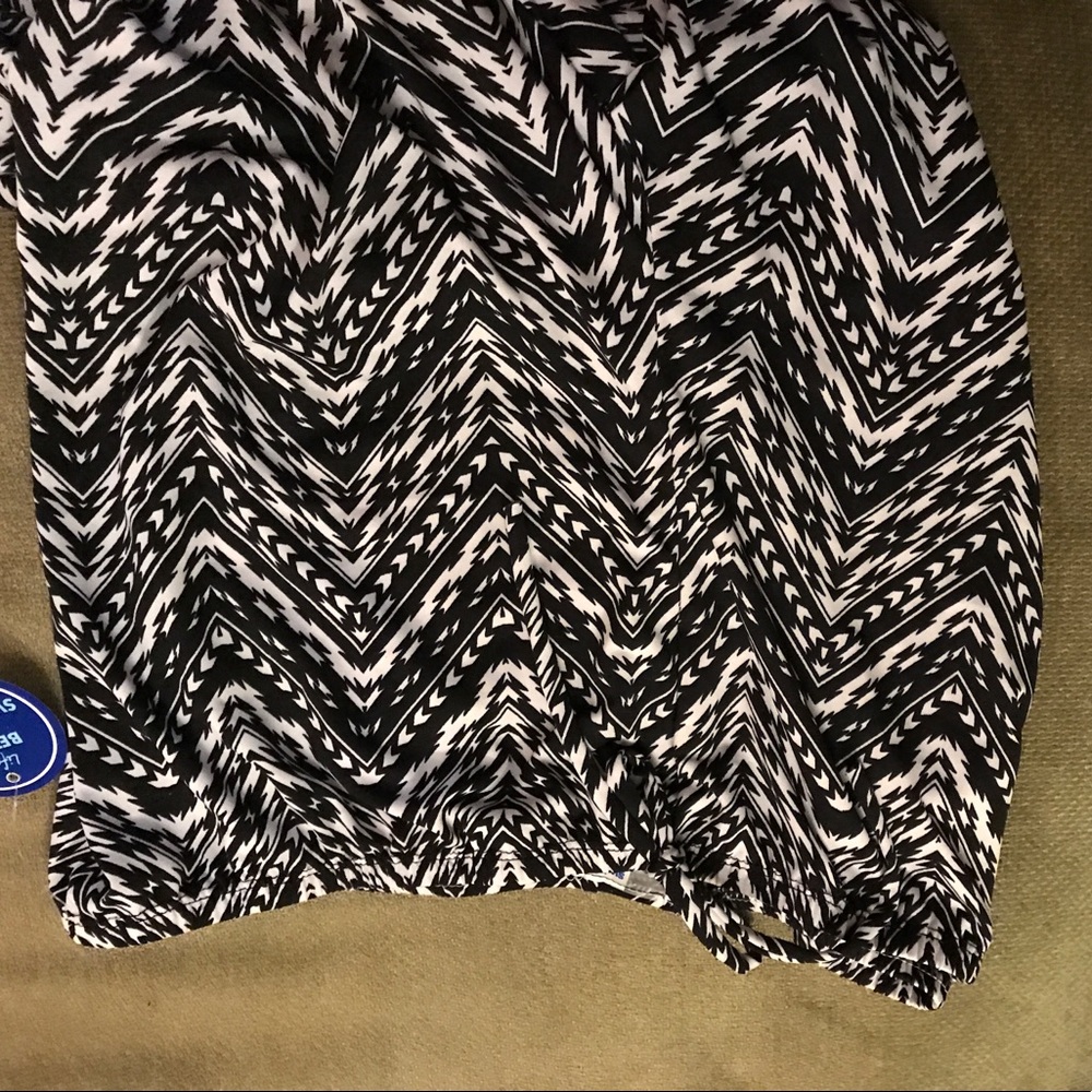 Flowy never been worn draw string flare pants