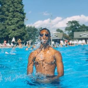 Meet your Posher, Antonio