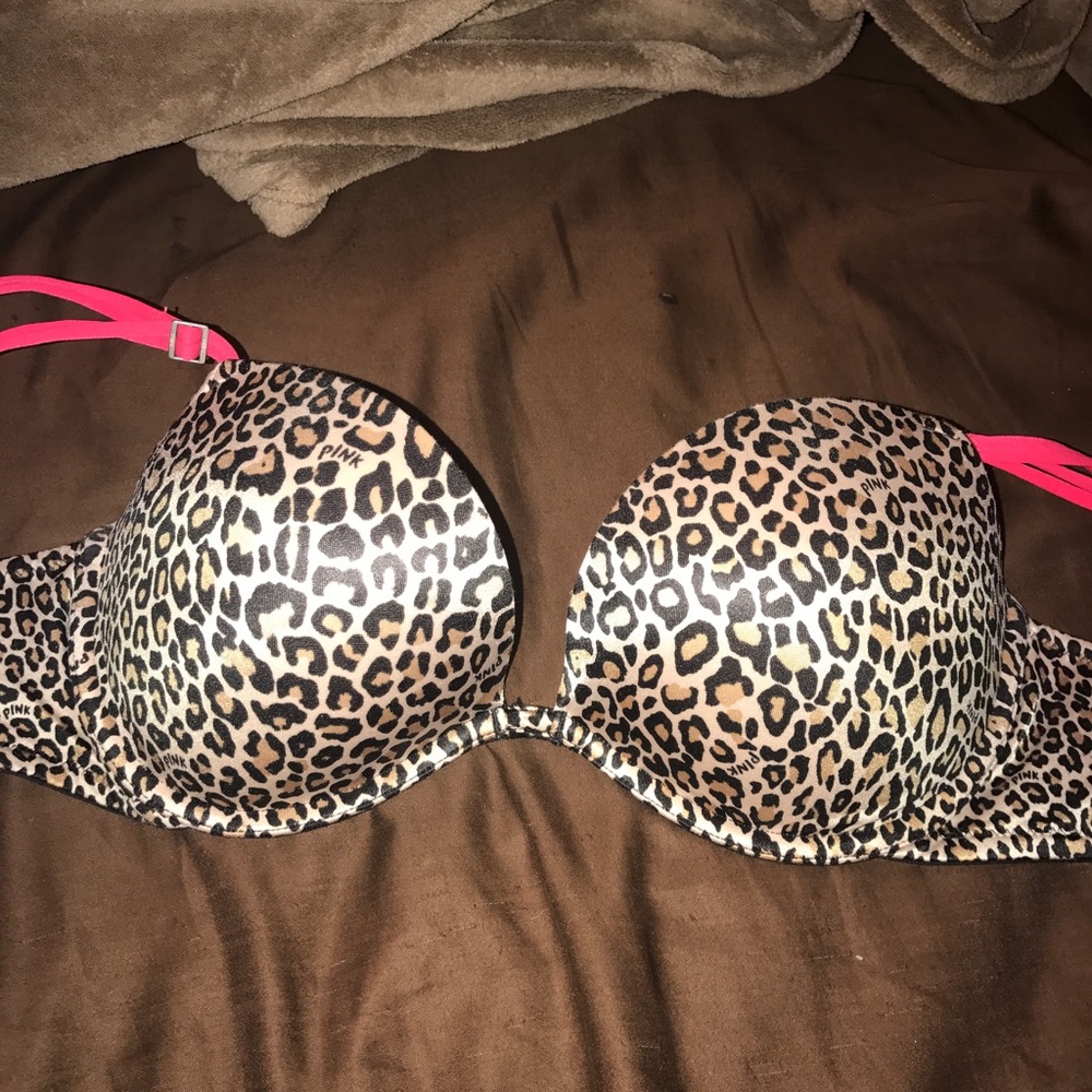 PINK leopard bra