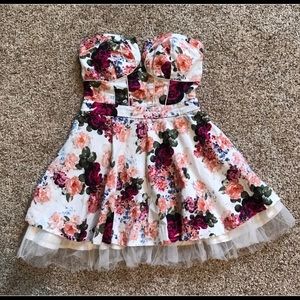 A'Gaci Floral Strapless Dress Size S/M
