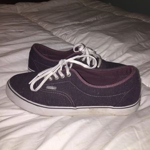 Vans : men: 9, women: 10.5...purple w/ gray specks