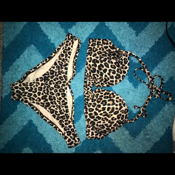 Leopard bikini set - Picture 2 of 2