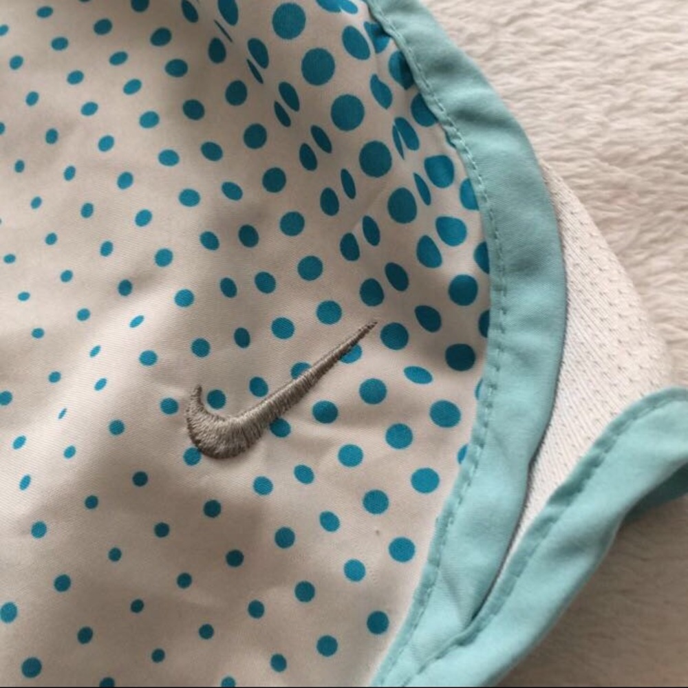 $10 or LESS closet