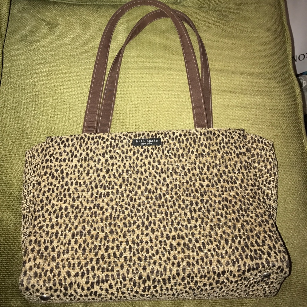Kate Spade leopard print hand bag. new