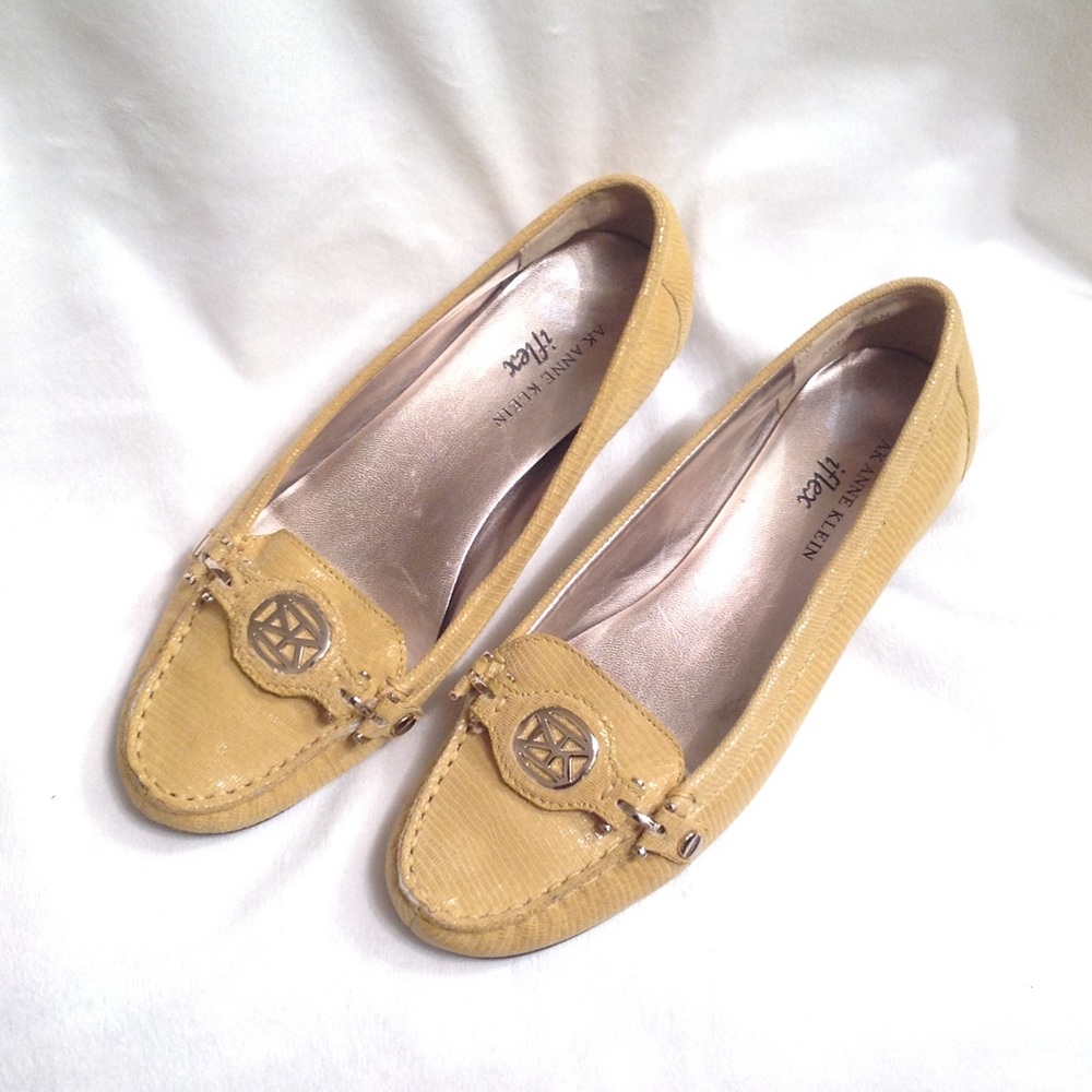 Anne Klein iflex shoes