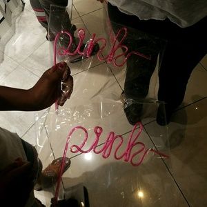 Meet your Posher, Val