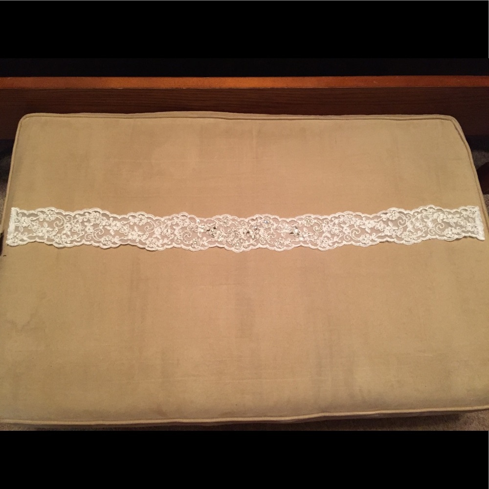 đNWT bridal belt sash for a PRINCESSđđ - Picture 5 of 5