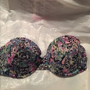 Victoria's Secret bikini top! 34C
