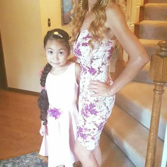 Pale pink children's size size6 - Picture 2 of 2