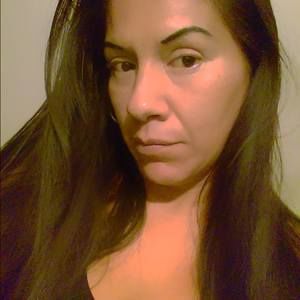 Meet your Posher, Yvette