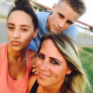 Meet your Posher, Deedee