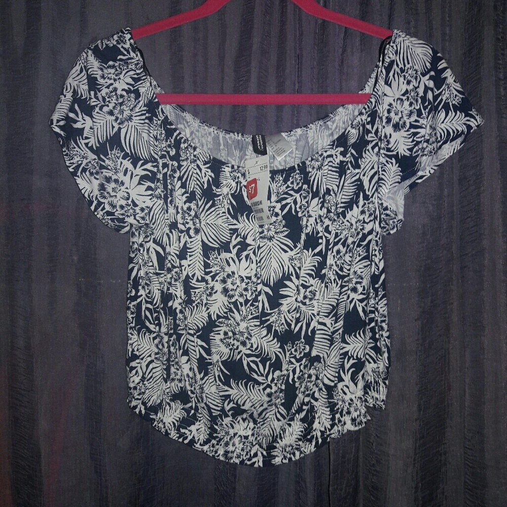 Brand New Blue and White Crop Top