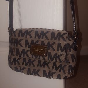 Michael Kors Crossbody