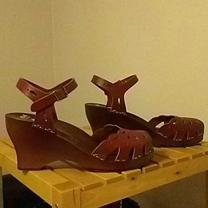 Swedish Hasbeens Flora Wedge - Cognac