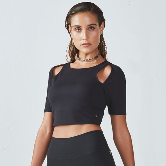 Fabletics Tops - Fabletics Workout Eva Midi Crop Top Size Small