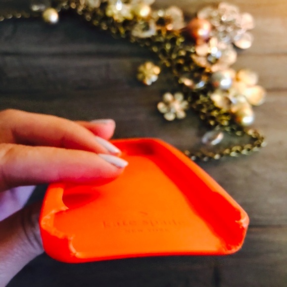 Kate Spade Red Orange Poppy Design iPhone 5s Case! - Picture 6 of 7