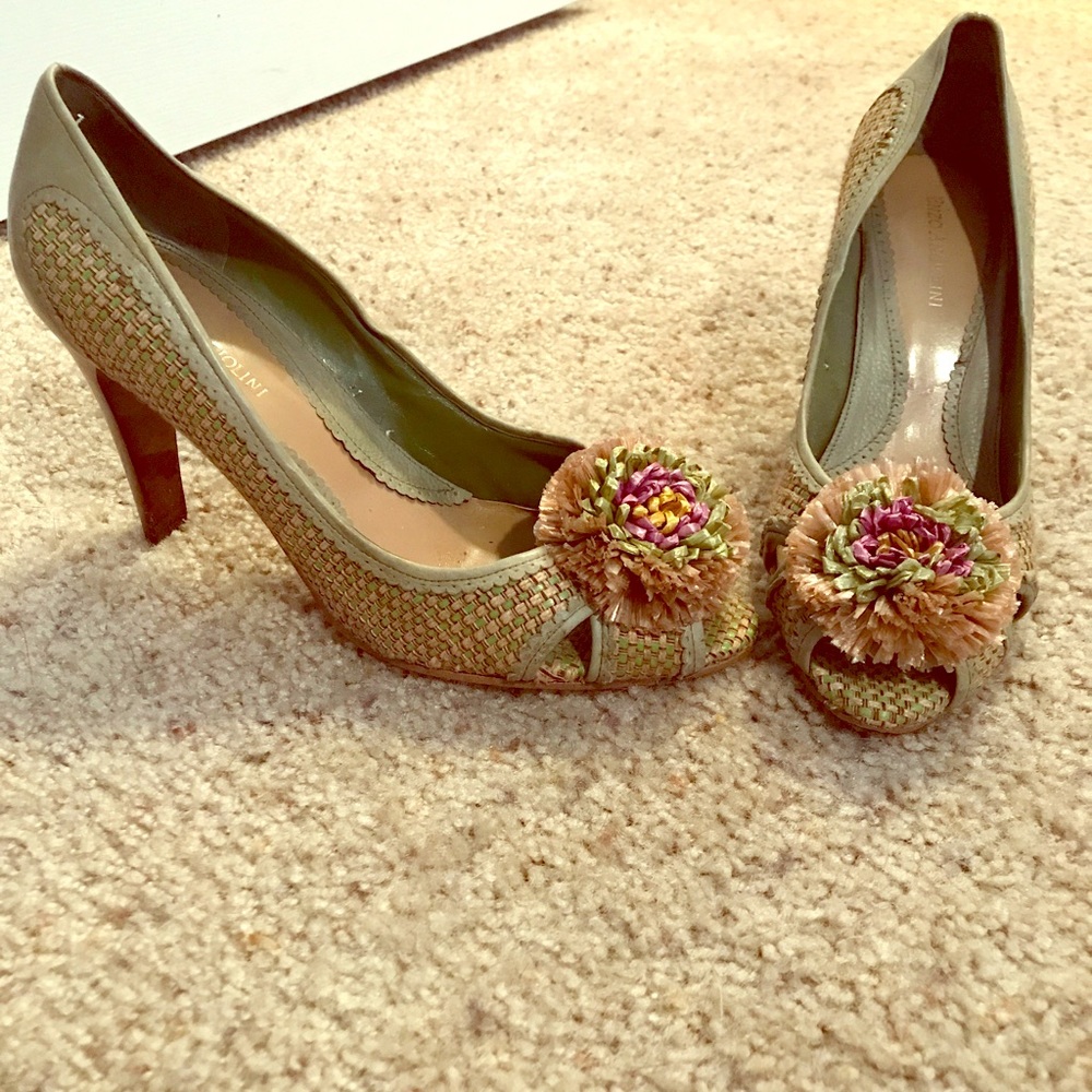 Summer POM heels