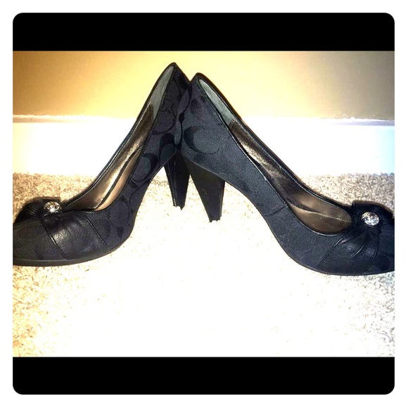Black Coach heels - Picture 1 of 3