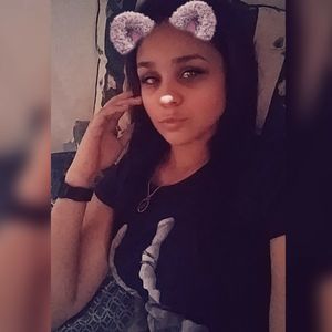 Meet your Posher, Deborah