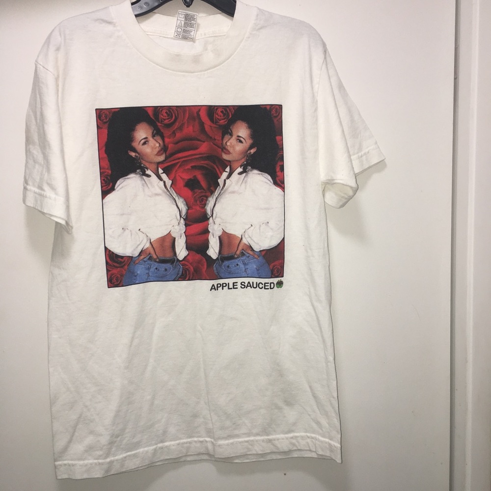 🍎 sauce unisex tee Selena edition small - Picture 1 of 2