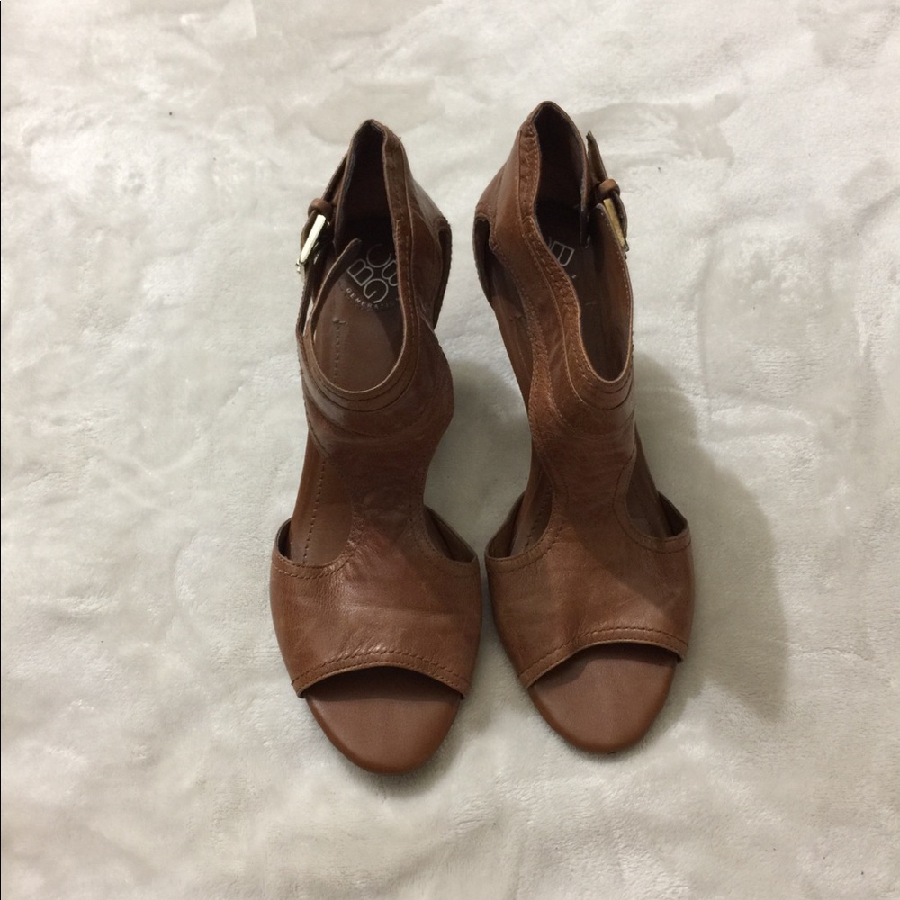 BCBG Generation booties