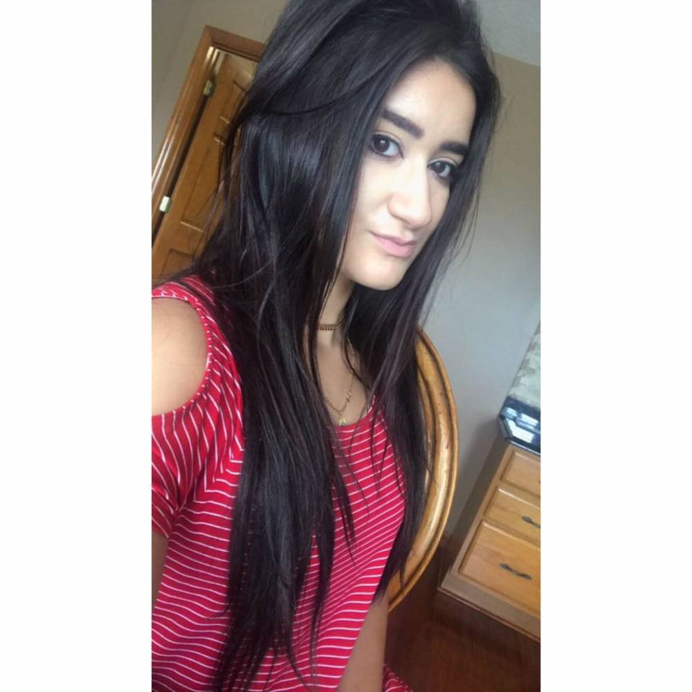 Meet your Posher, Haya