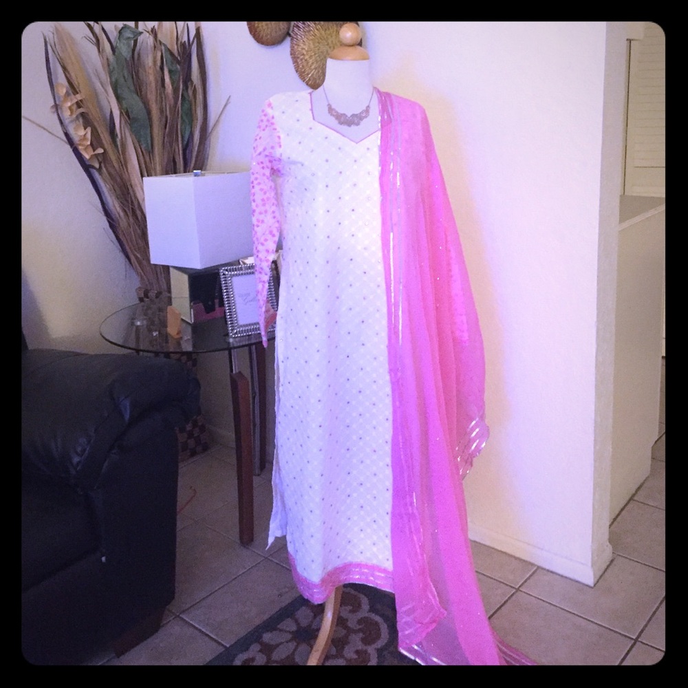 Gorgeous white and pink dress