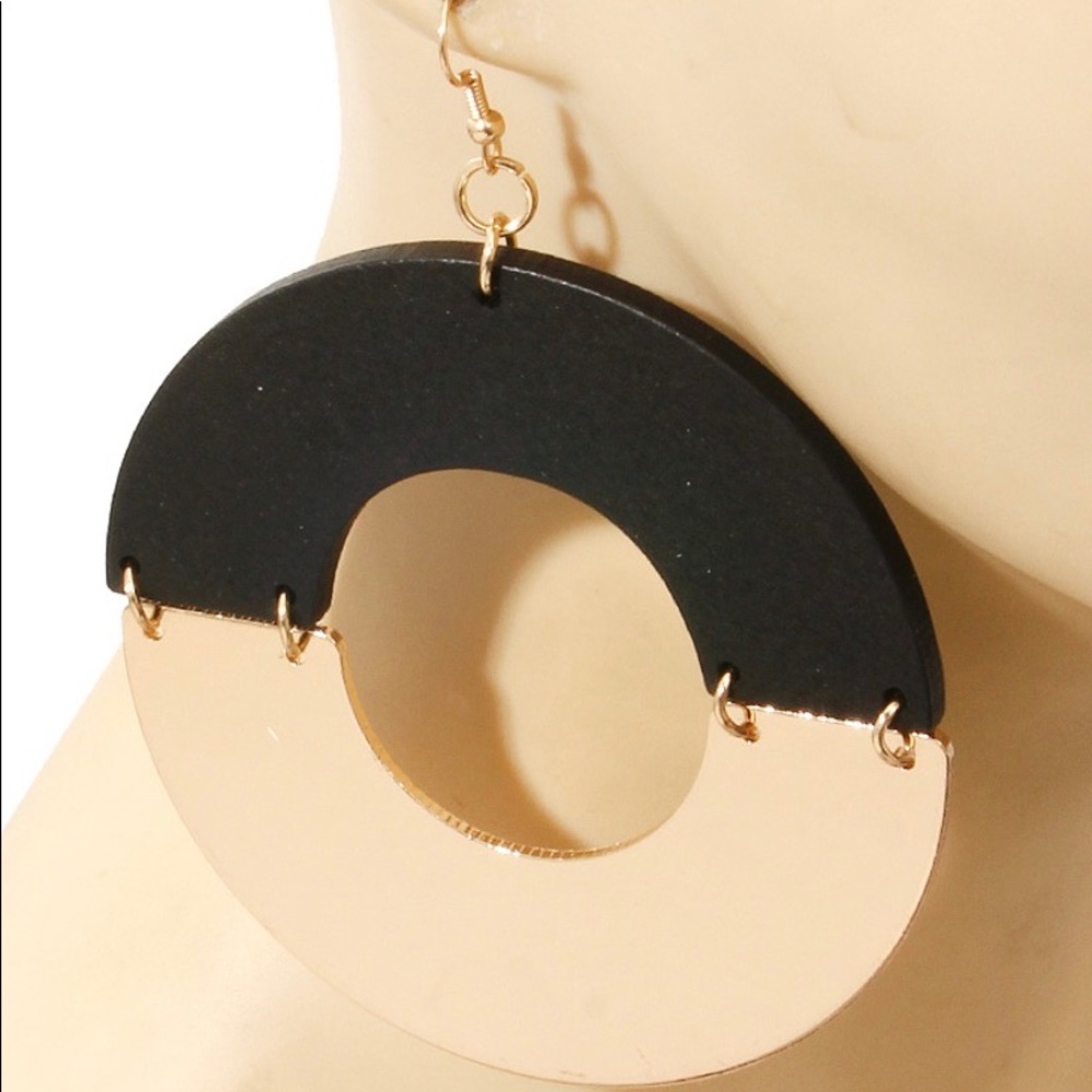 Black Woodstyle Earrings