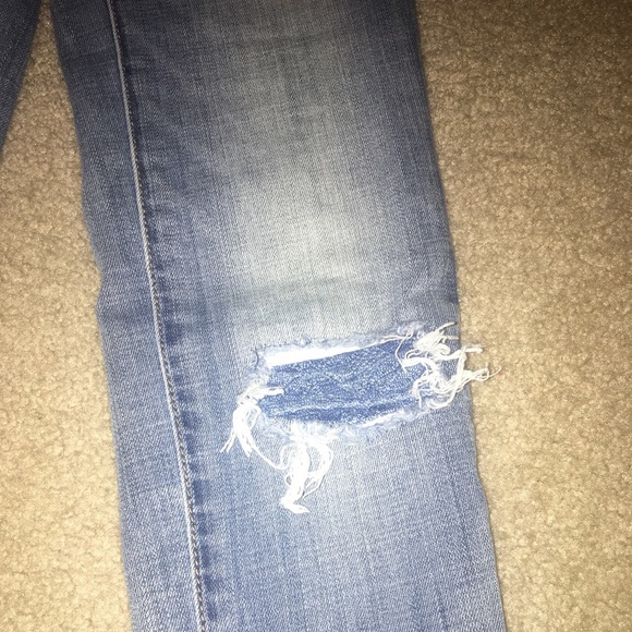 American Eagle Skinny Jeans - Picture 3 of 3