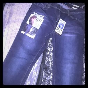 Push up butt lifting jeans