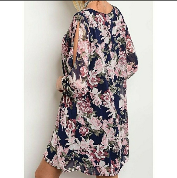 Floral V-neck dress - Picture 2 of 3