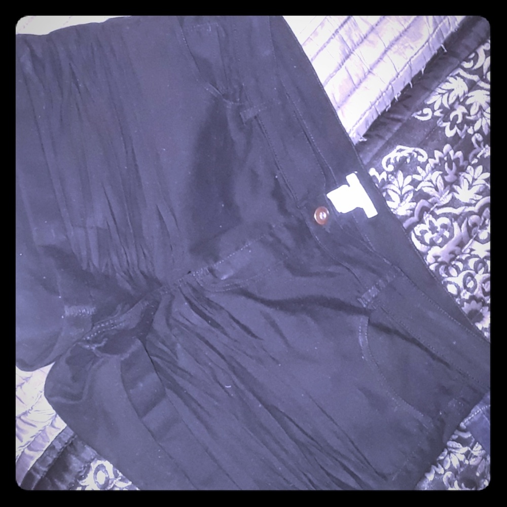 H&M black jean shorts