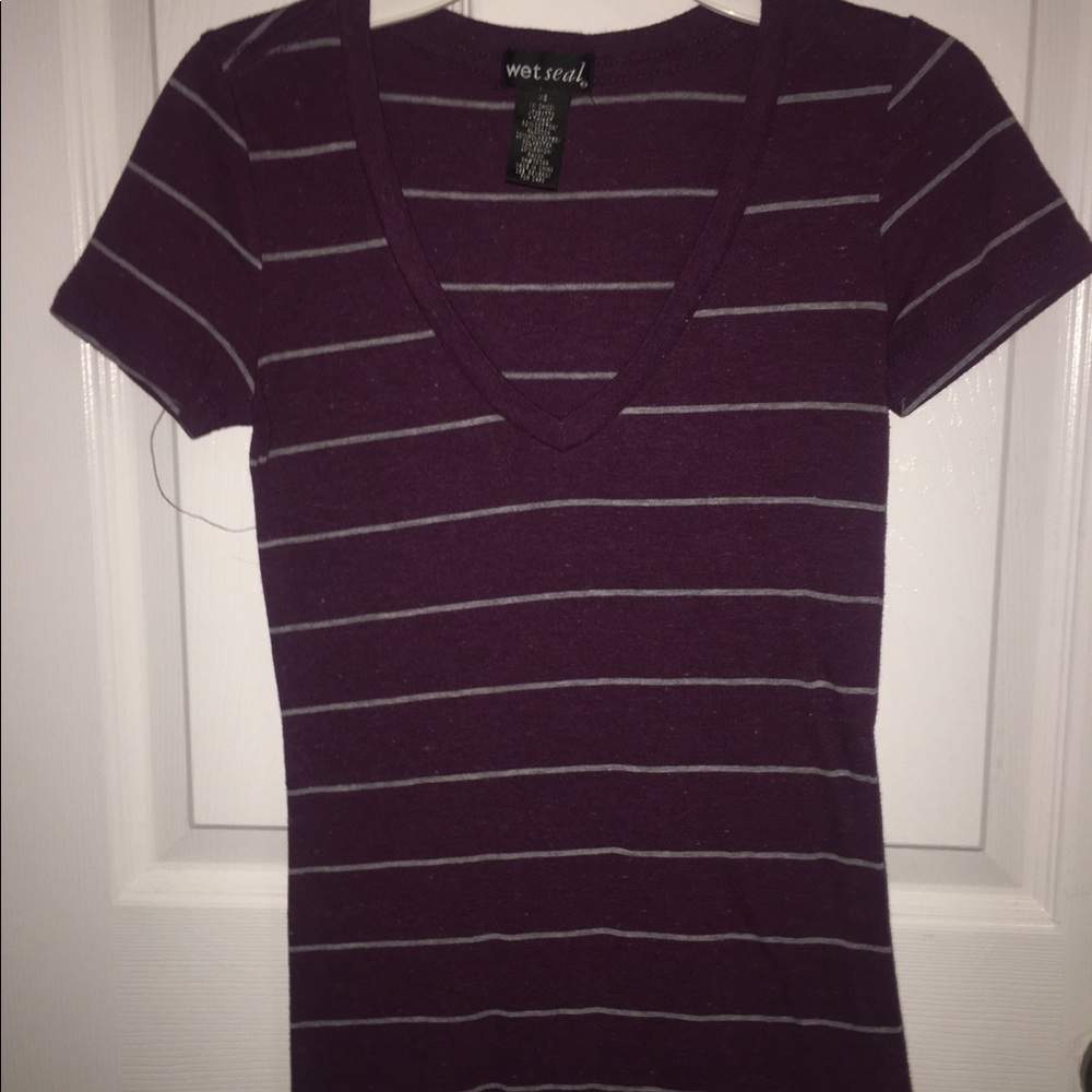 v neck