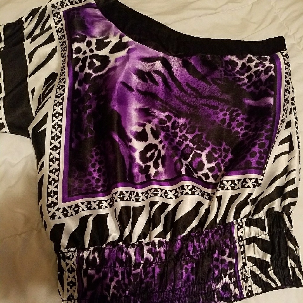 satin one sleeve blouse