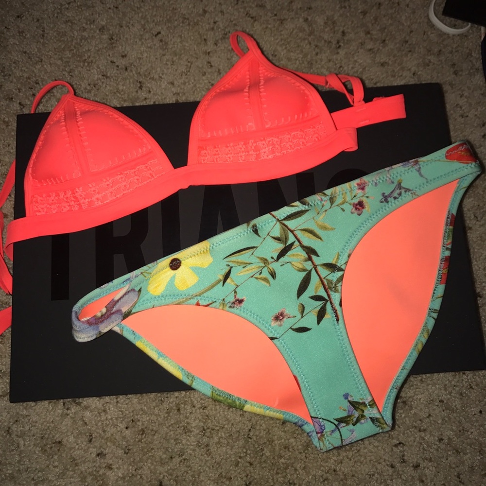 AUTHENTIC TRIANGL BIKINI SET