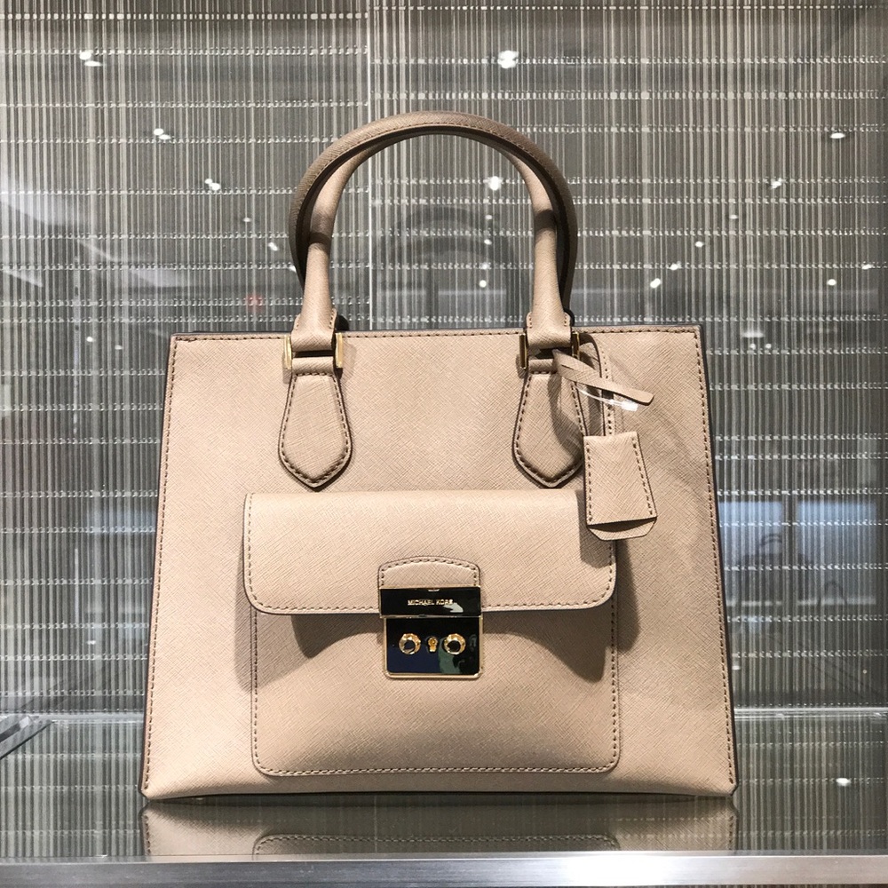 ❗️BIG SALE❗️ Michael Kors Handbag with Croosbody
