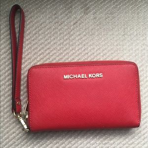 Michael Kors Leather Smart Phone Wristlet