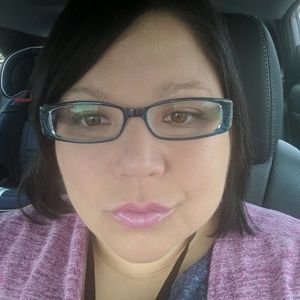 Meet your Posher, Cheryl
