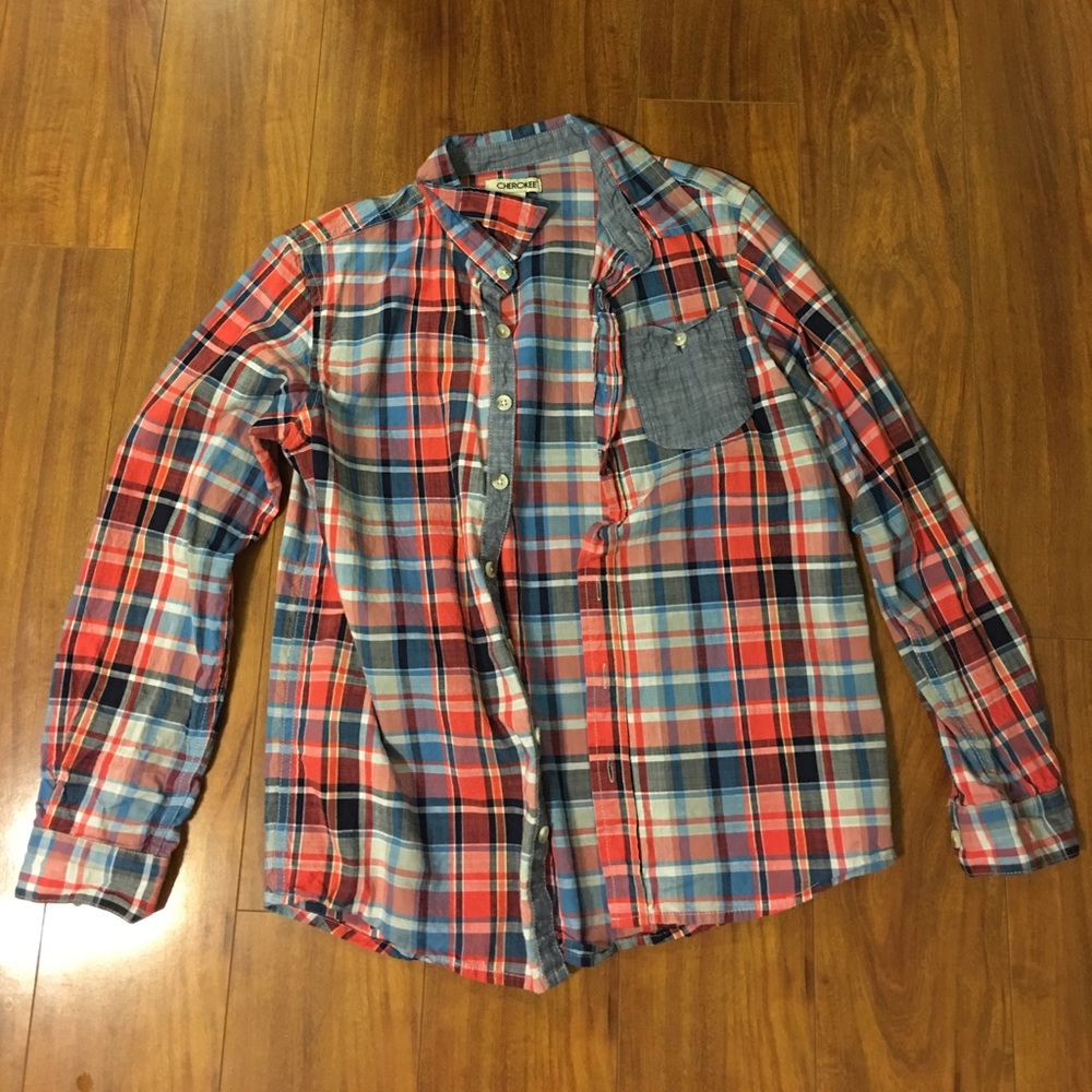 BUNDLE OF 2 BUTTON DOWN SHIRTS