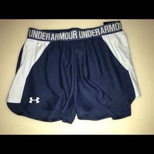 Women's Under Armour Running Shorts Size Small NWT