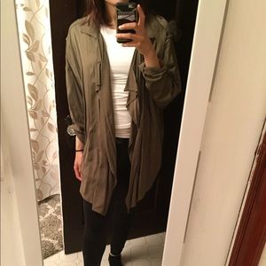 Jessica Simpson trench coat size small very good