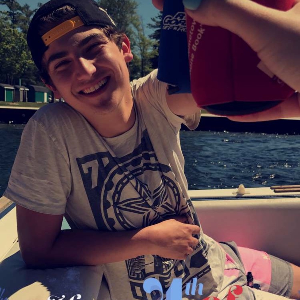 Meet your Posher, Tyler