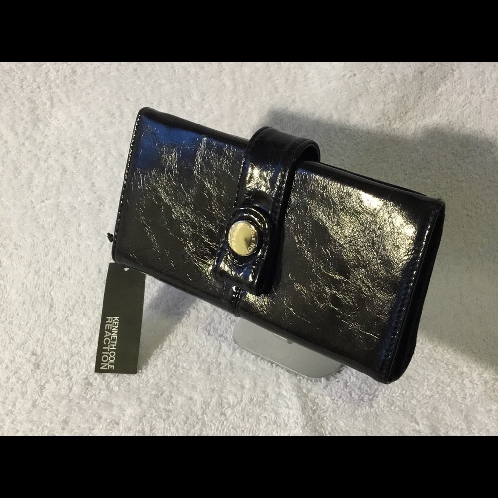 Authentic leather wallet Kennel cole.