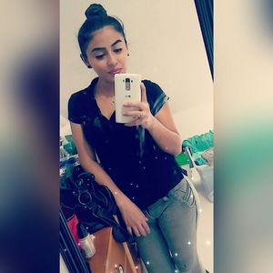 Meet your Posher, Celeste