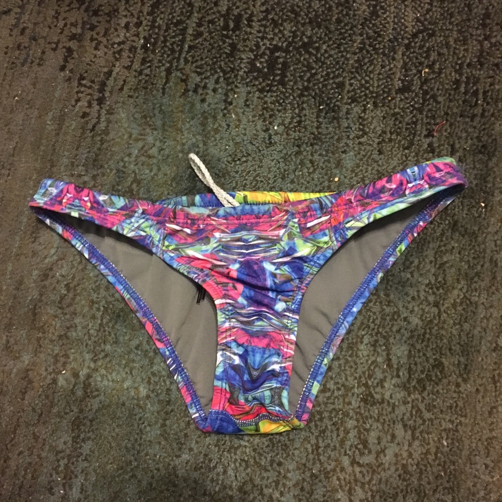 Brand new Jolyn jungle print Brazil bottoms