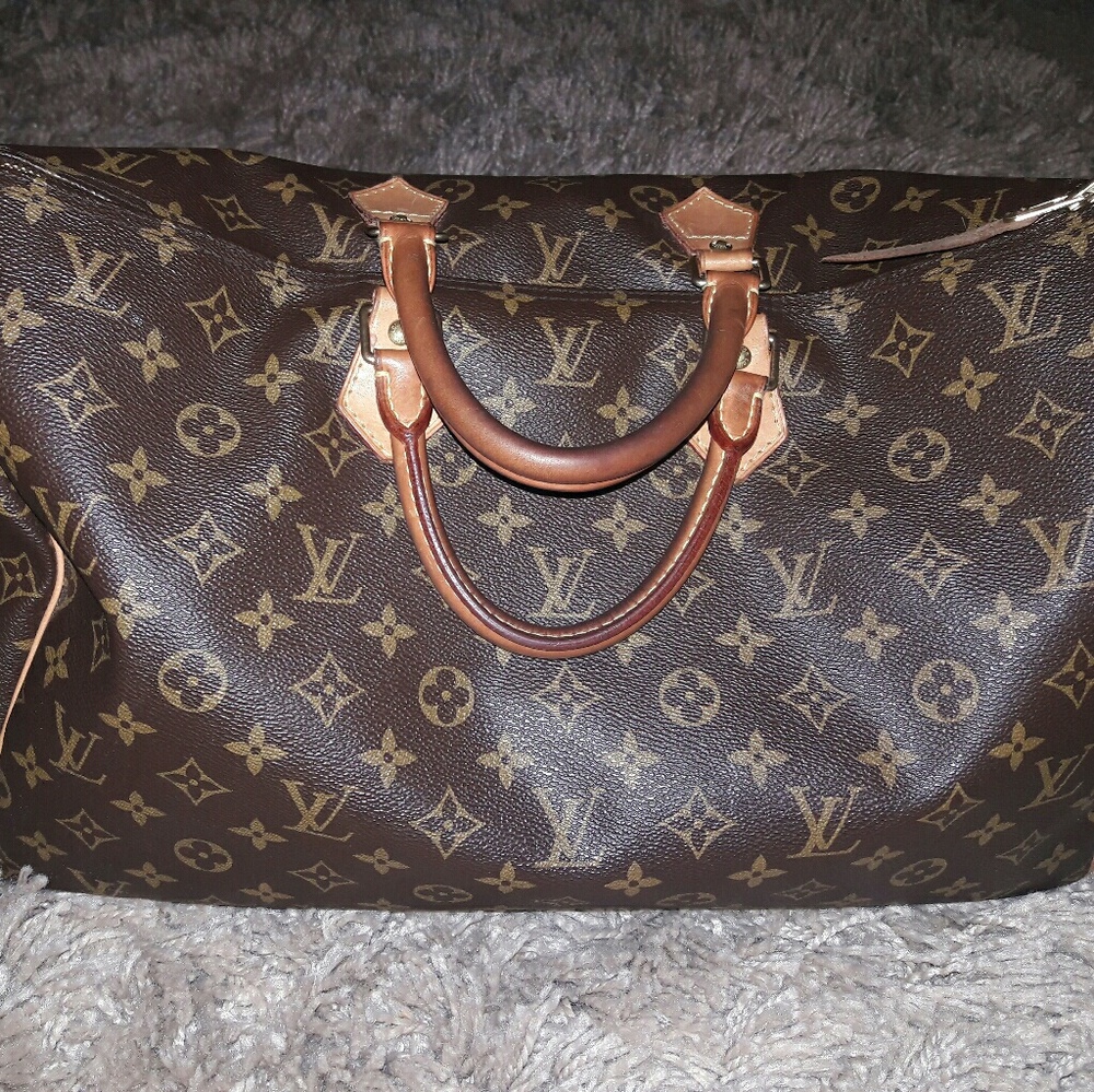 Louis Vuitton Speedy 40