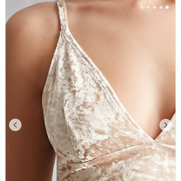 Crushed Velvet Cami Crop Top - Picture 3 of 5