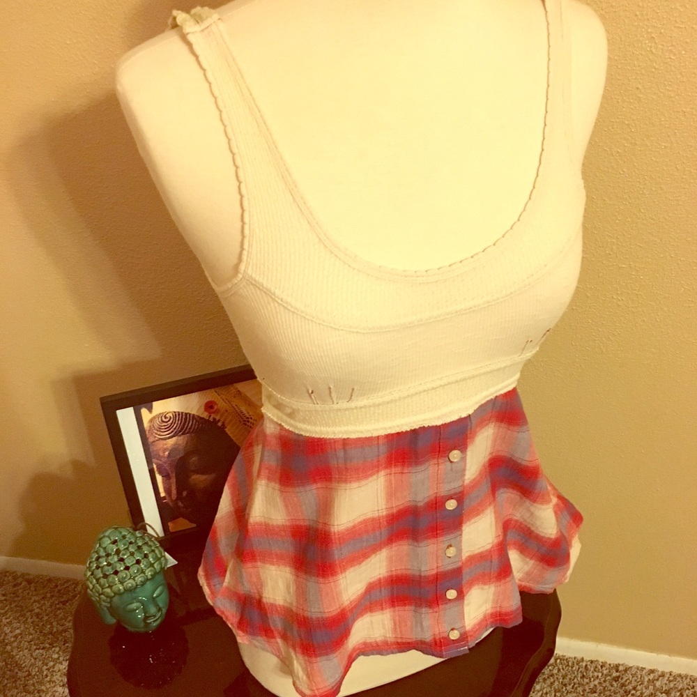 Flattering tank