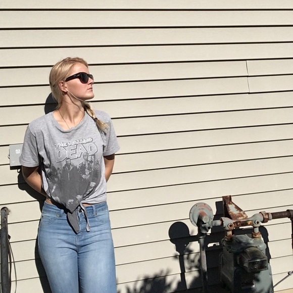 Meet your Posher, Christine - Picture 1 of 1