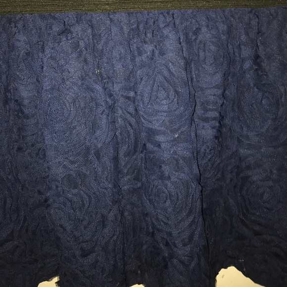 Rosette skirt - Picture 2 of 2